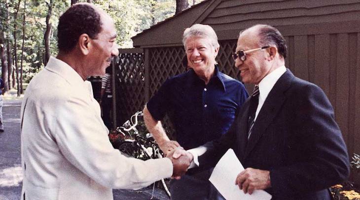 Camp_David,_Menachem_Begin,_Anwar_Sadat,_1978.jpg